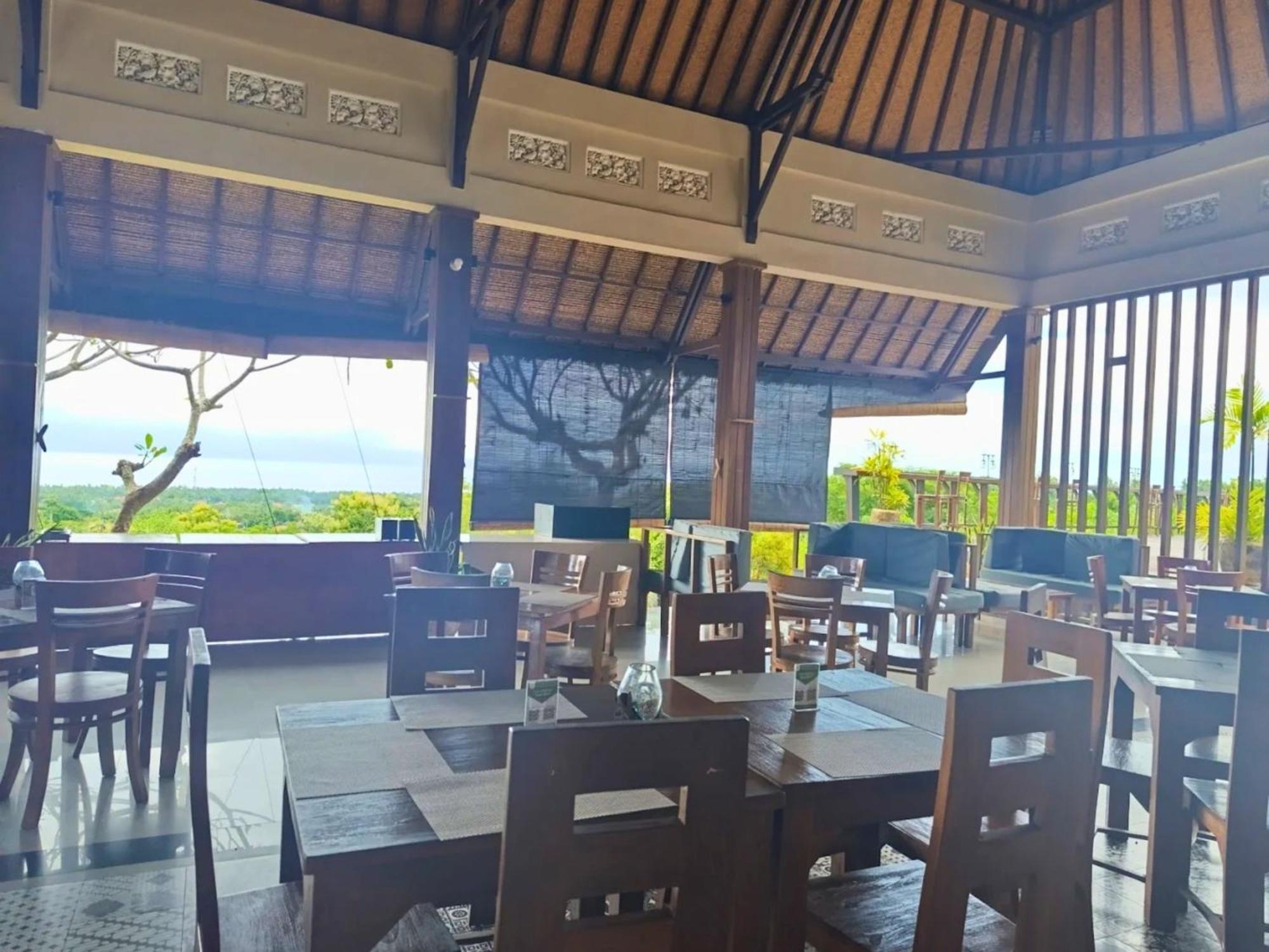 Hotel Semabu Hills Nusa Penida 4*